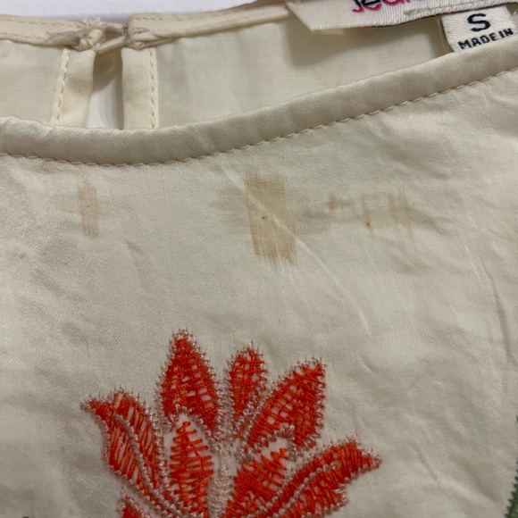 Delicate semi-sheer embroidered romper | S | cream/off white - Picture 9 of 9